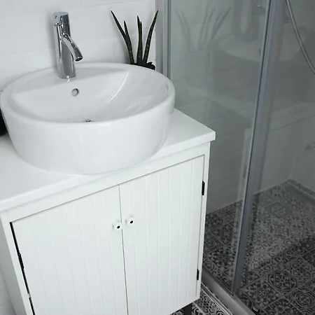 ゲストハウス Chopsticks